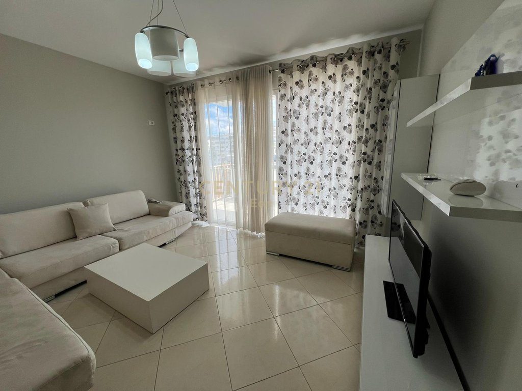 Apartament 2+1+2 me qira në Qender, Durrës - 600€ | 108 m² 2