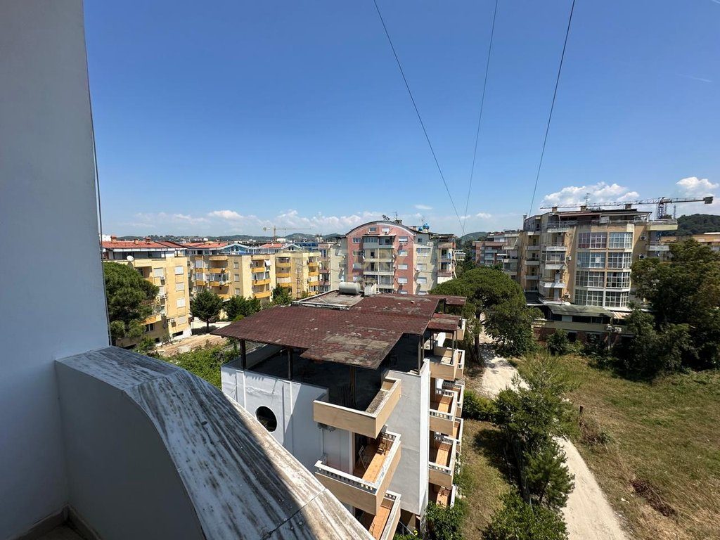 SHESIM APARTAMENT 1+1 NE GOLEM 150METRA NGA DETI ! 2