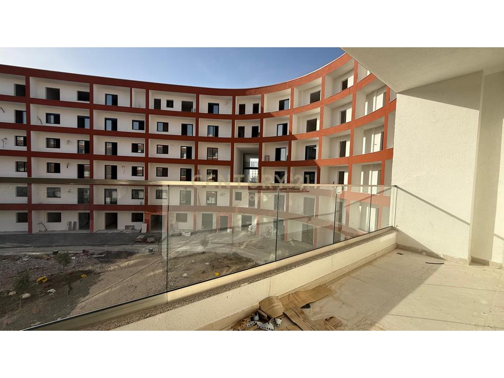 EXCLUSIVE ! Shitet apartament 1+1 + Post Parkimi te Rezidenca EON, Golem ! 2
