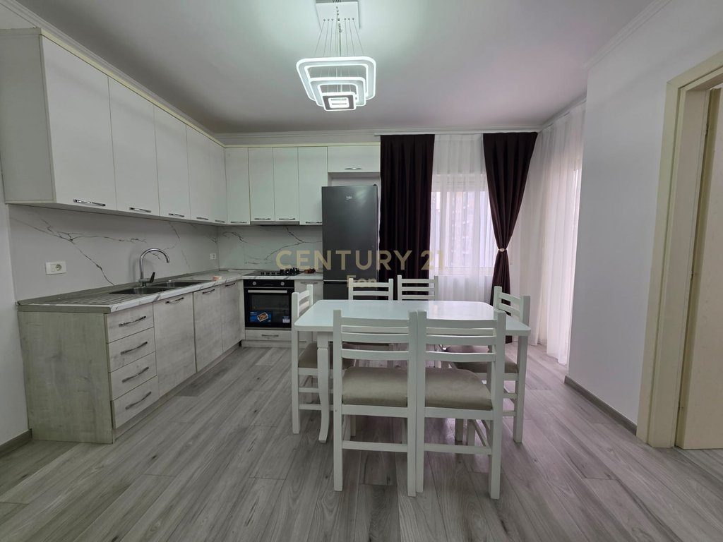 Apartament 2+1 Me Qera Në Durrës, Ish Fabrika e Bukës ! 4