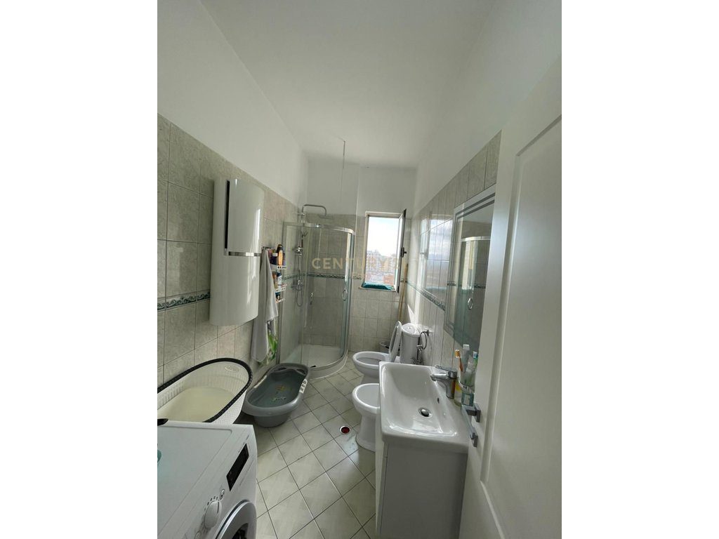 Apartament 2+1 per Shitje te Kazazi Durrës !!! 2