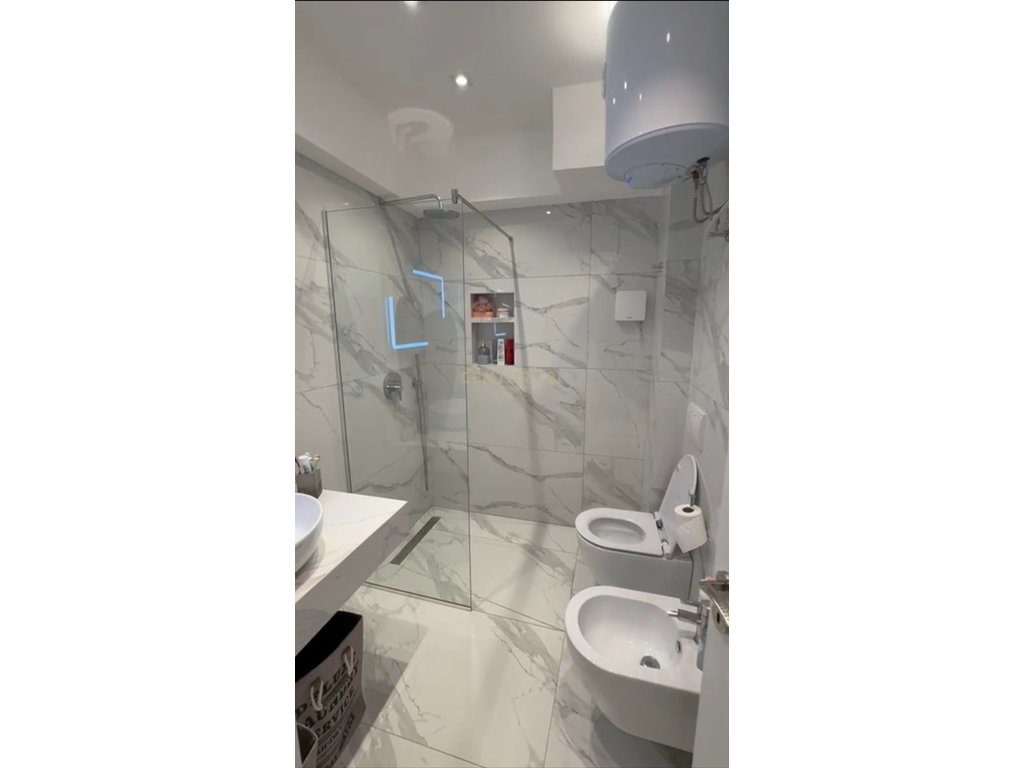 Exclusive ! SHITET APARTAMENT 2+1 RRUGA E RE E PORTIT, DURRES ! 3
