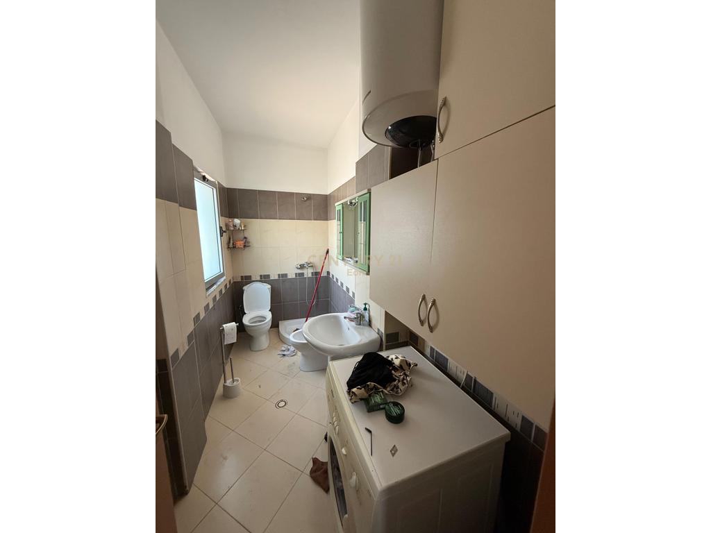 Apartament 1+1 Me Qira prane UKD, Durrës ! 2