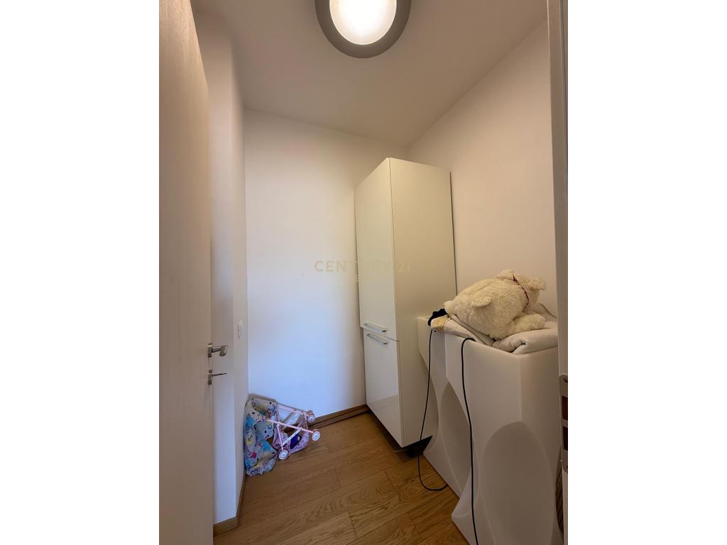 Apartament 2+1 me Depo për Shitje pranë UKD, Durres ! 4