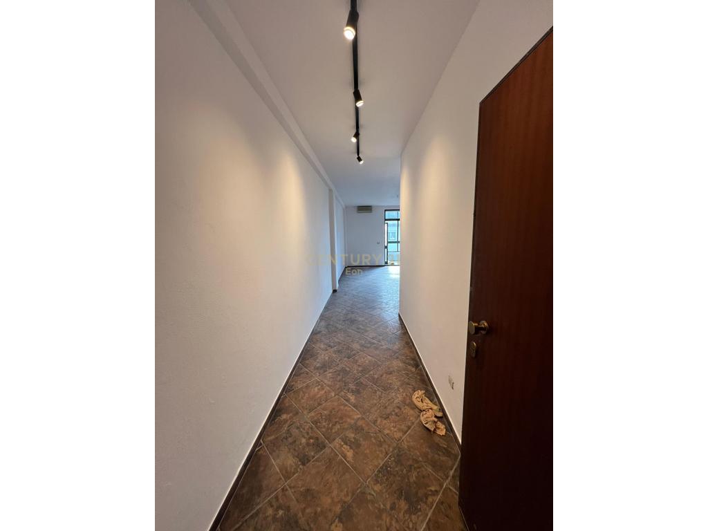 Apartament 1+1 në Shitje Me Pamje Deti në Plazh, Durrës !!! 2