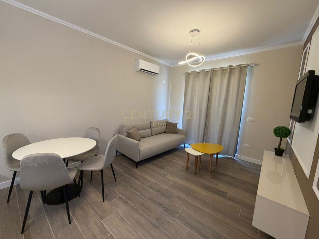 Apartament 1+1 Me Qira në Golem, Durrës ! 2