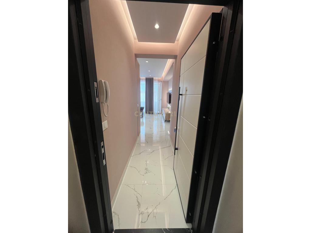 Apartament 2+1 Me Qira në Qendër Golem, Durrës !