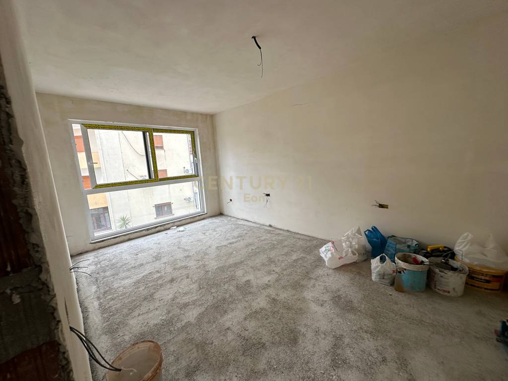 SHITET APARTAMENT 1+1 OBJEKTI PARE 70M NGA DETI TEK LIBURNA REZIDENCE! 3