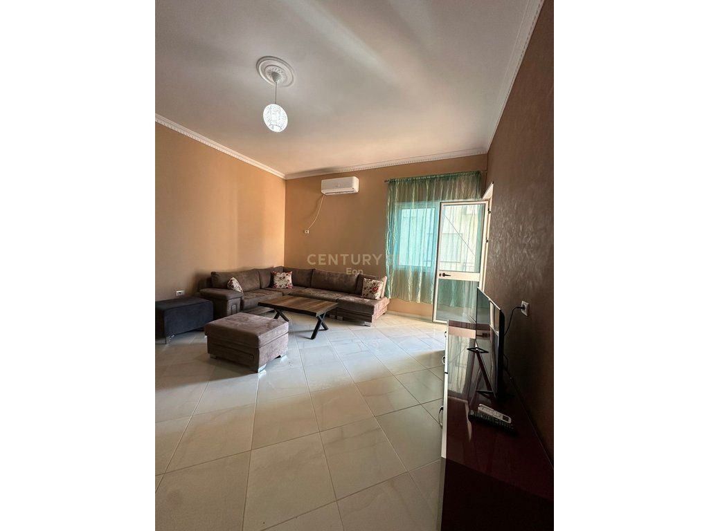 JEPET ME QERA APARTAMENTI 2+1 TEK SHKEMBI KAVAJES!