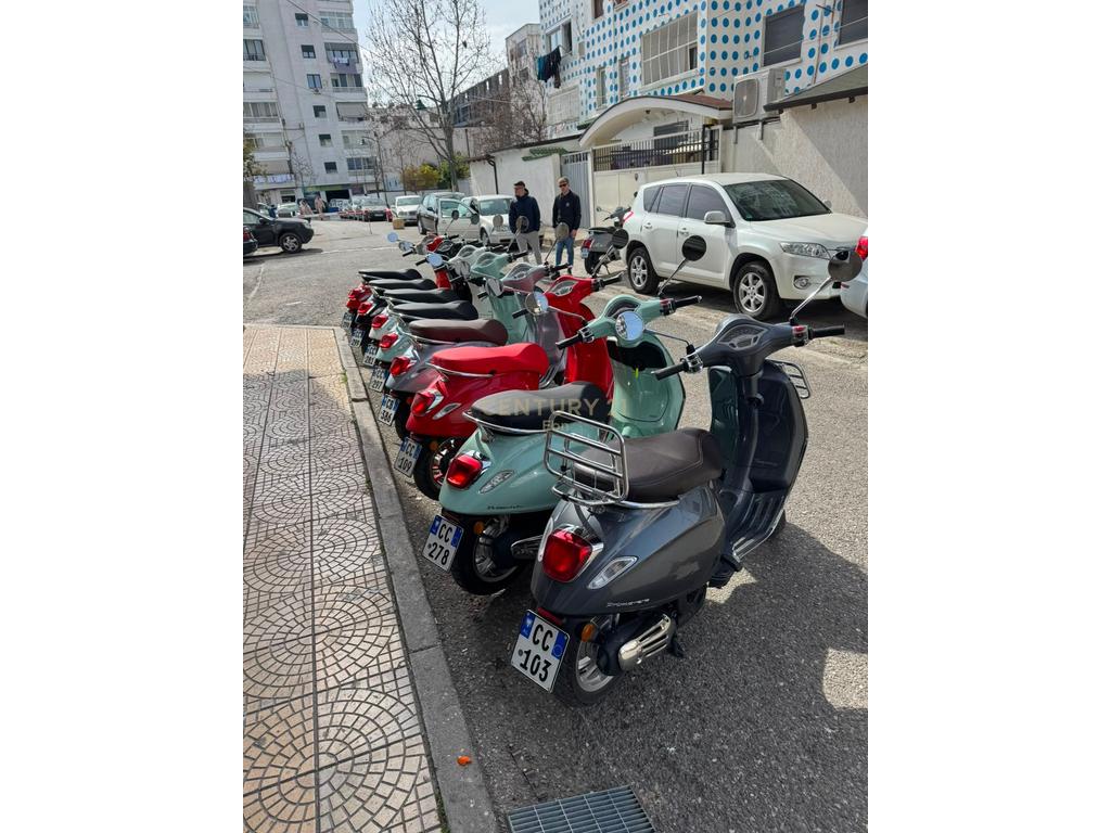 Biznes Per Shitje ( Motorra me Qira ) në Durrës, tek Rruga e re e Portit ! 2