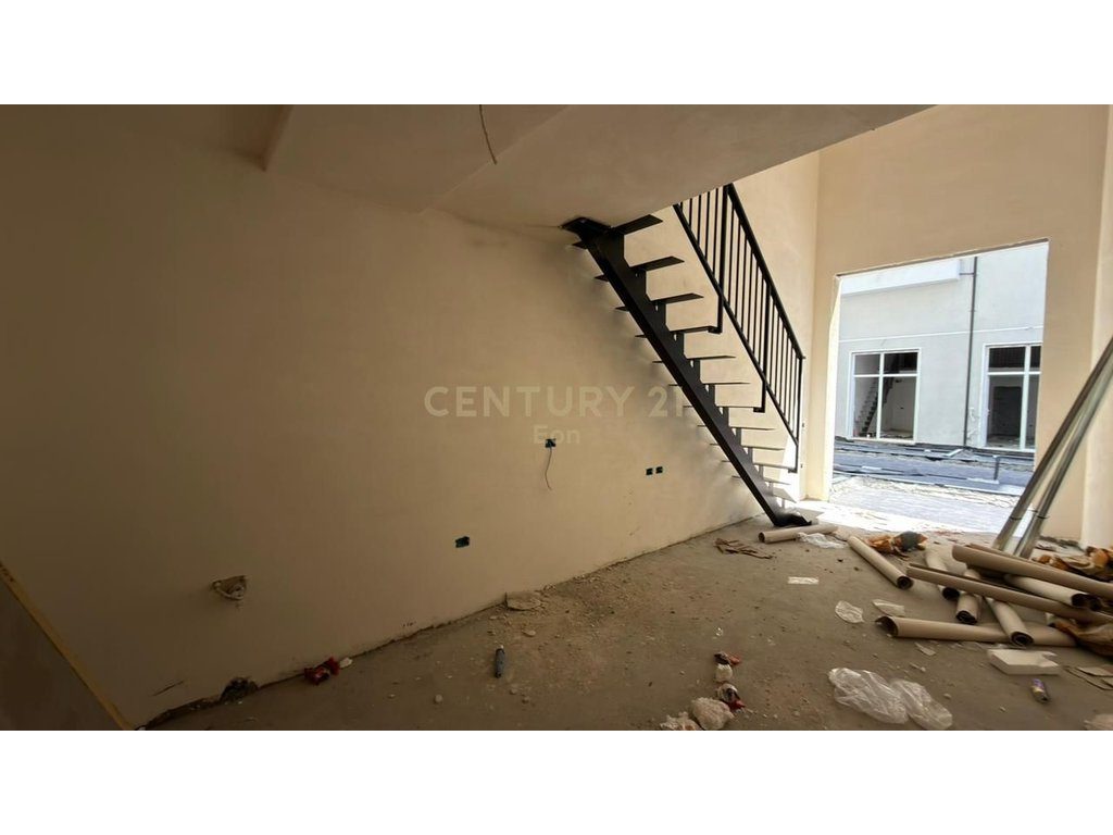 Shitet loft ne VM Residence !!