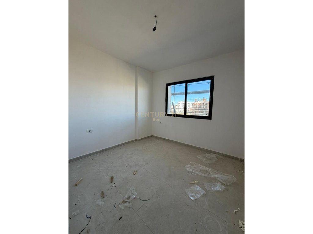 APARTAMENT 1+1PER SHITJE I NDARE NE 2 GARSONIERE, TEK REZIDENCA EON ,NE GOLEM! 4