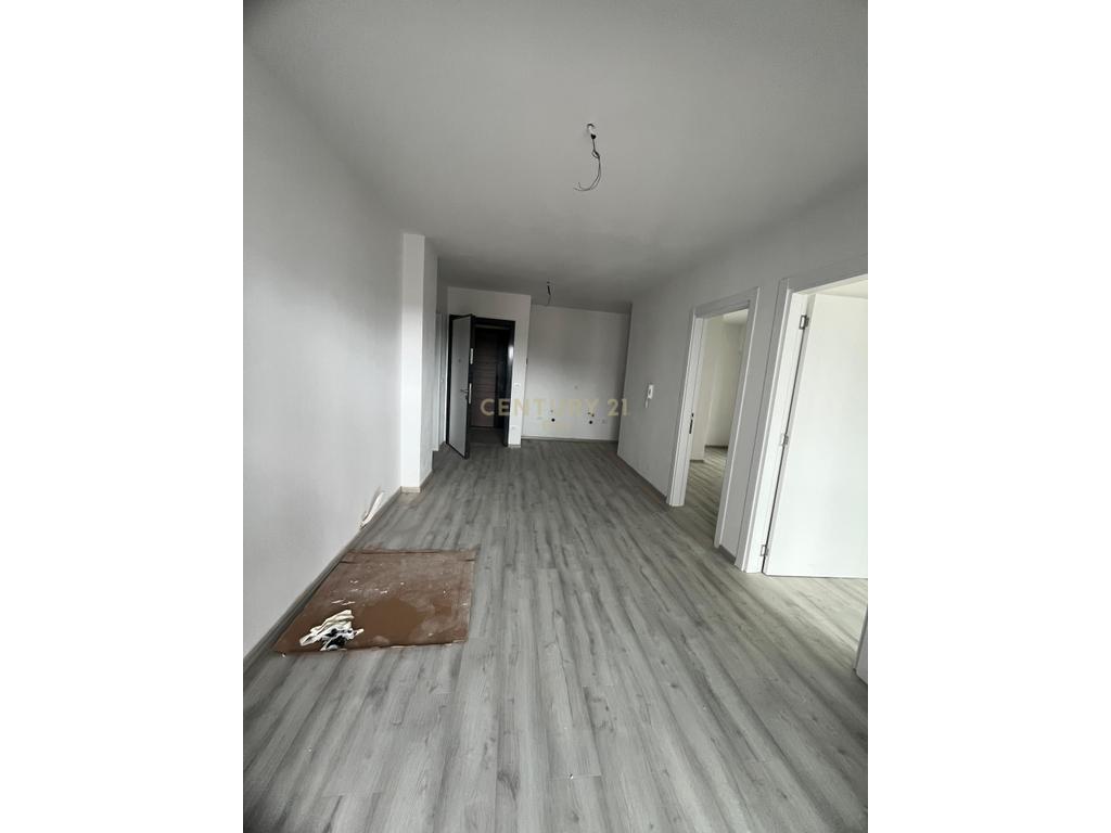 Apartament 2+1 Në Shitje në Golem, Durrës - 100000€ ! 2