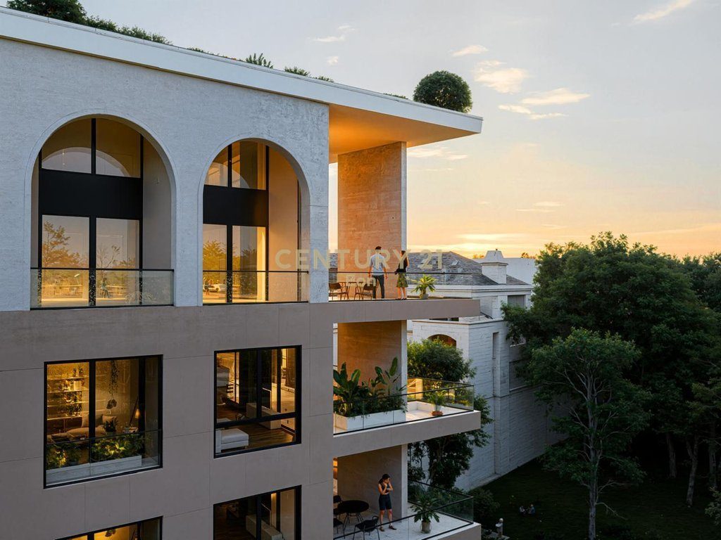FILLUAN SHITJET TEK "GRAND MARINA RESIDENCE", TEK MALI I ROBIT ! 3