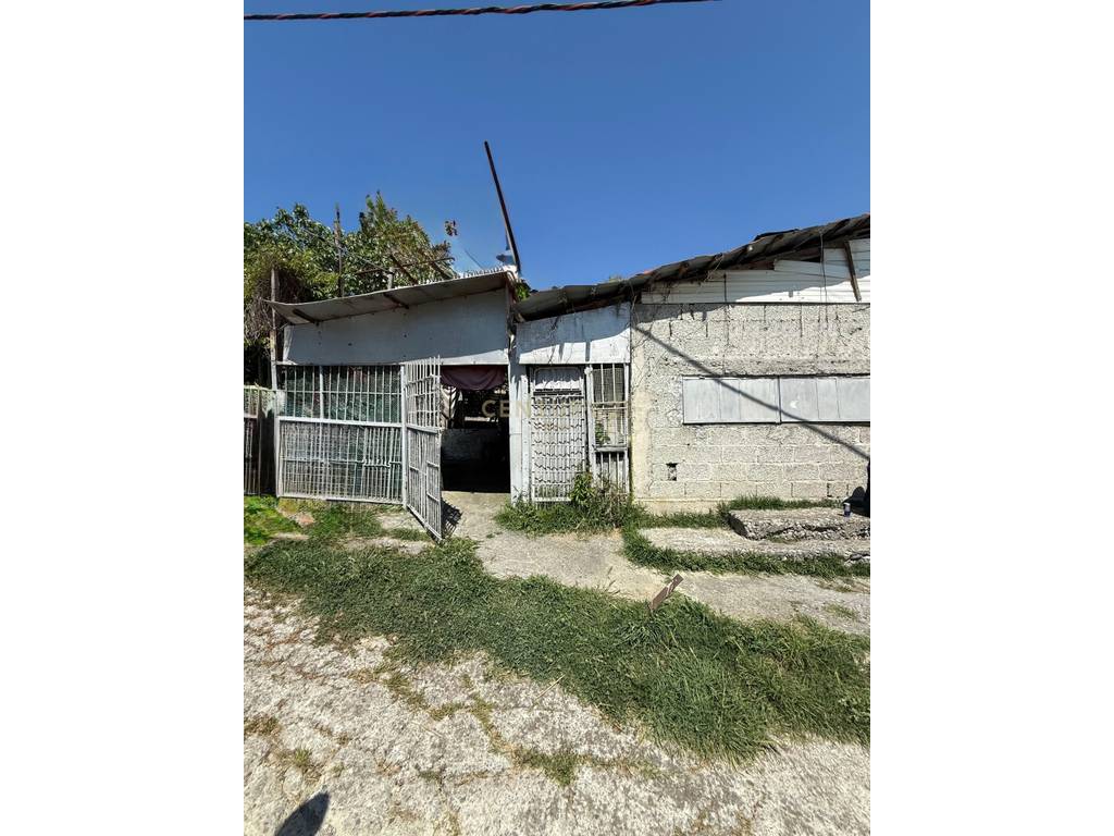 Shitet Shtëpi Private – Mundësi Ideale Investimi ne Durres ! 2