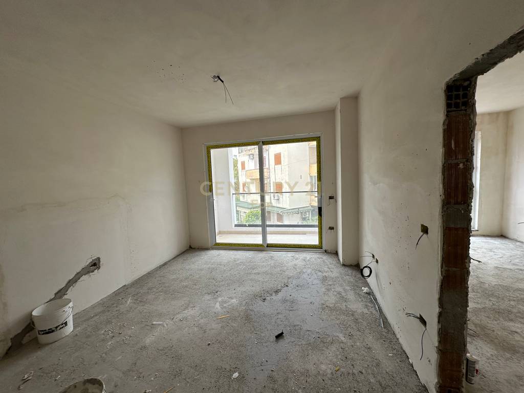 SHITET APARTAMENT 1+1 OBJEKTI PARE 70M NGA DETI TEK LIBURNA REZIDENCE! 2