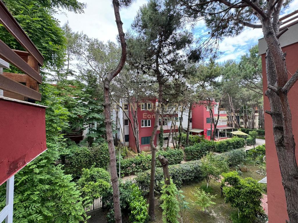 Shitet apartament 2+1 tek Rezidenca MAREA, Qerret !