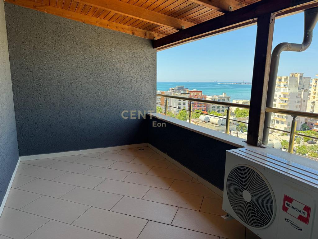 JEPET ME QIRA APARTAMENT 1+1 ME PAMJE DETI NE PLAZH, DURRES !
