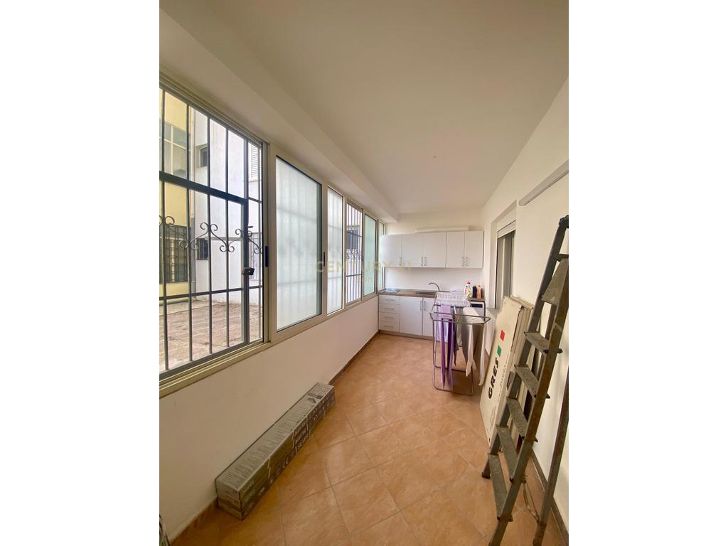 SHITET APARTAMENT 1+1 TEK ISH URT, DURRES ! 4