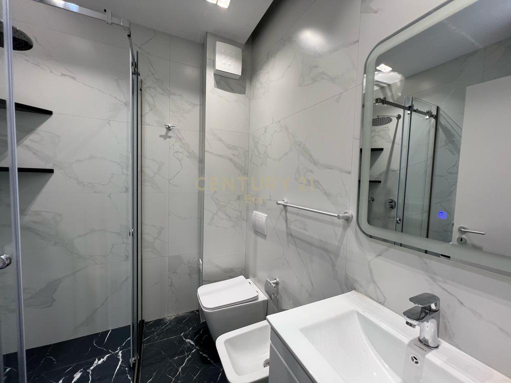 Qera, Apartament Luxury,2+1+2, Spitalle, Durres !
