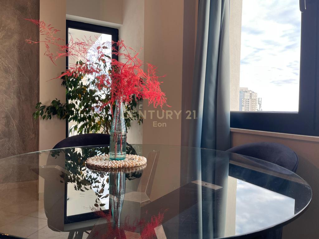 SHITET APARTAMENT 1+1 TE VILA ZOGUT, PAMJE DETI ! 2