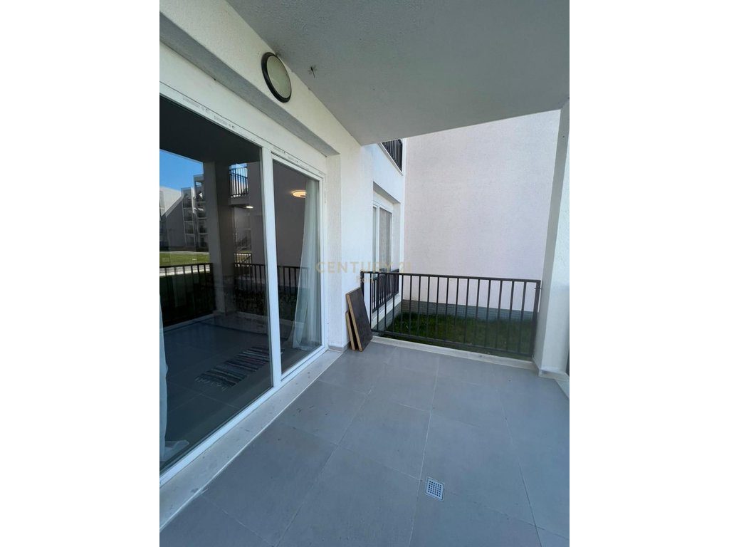 JEPET ME QIRA APARTAMENT 3+1+2 ME OBORR NE SPITALLE , DURRES !!!