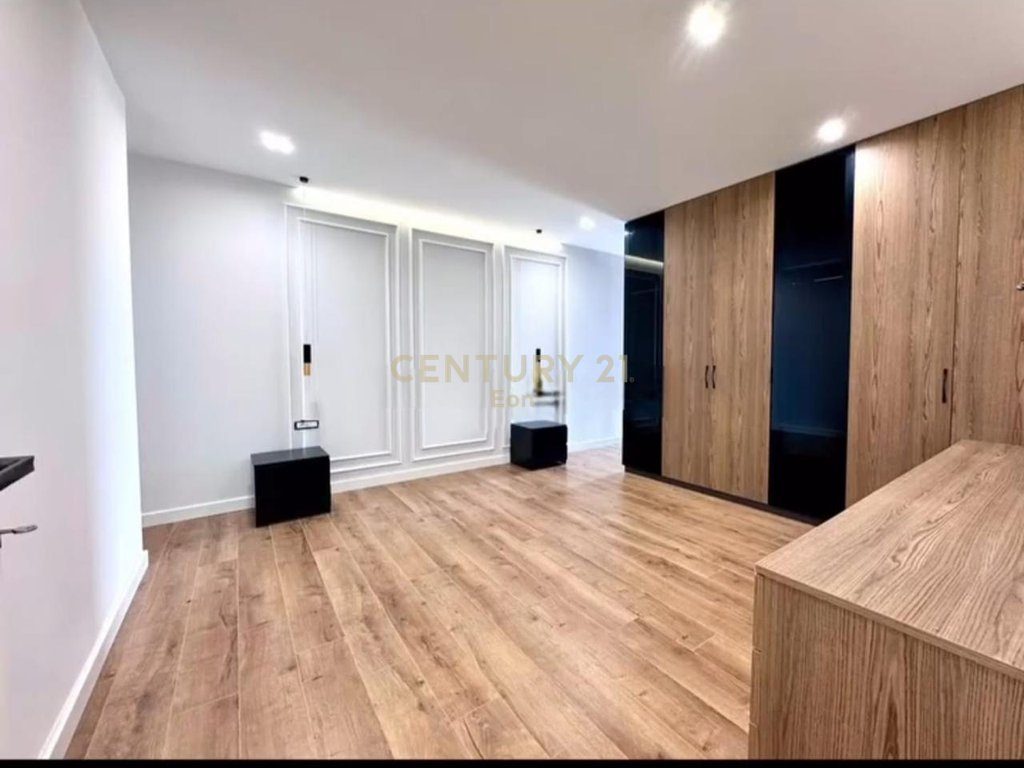 Apartament 3+1+2 Për Shitje në Ish-URT, Durrës ! 4