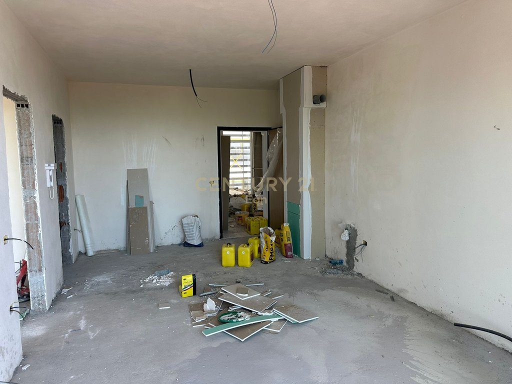 SHITET APARTAMENT 1+1 PALLATI PARE ME PAMJE DETI TEK LIBURNA REZIDENCE!