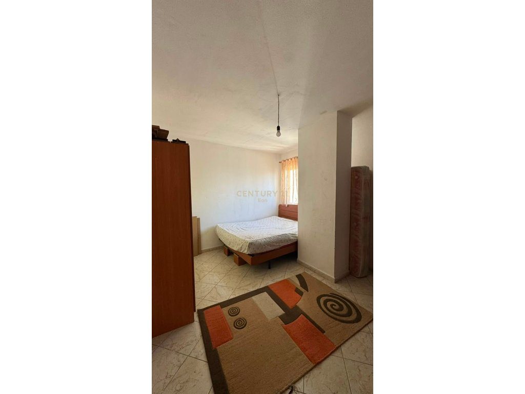 Apartament 2+1 Me Qira në Drejtoria e Policisë, Durrës !