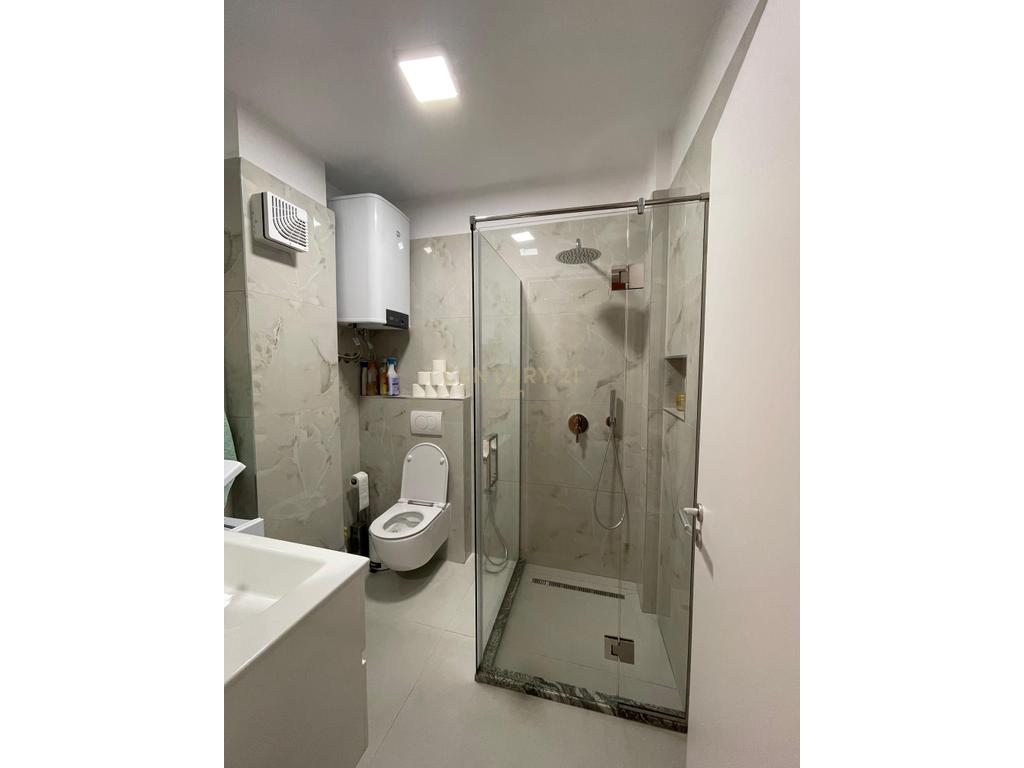 SHITET APARTAMENT 2+1 TEK SHKEMBI KAVAJES ! 3