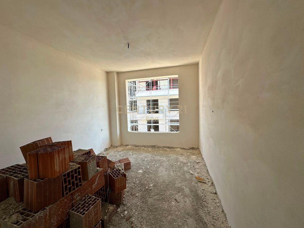 SHESIM APARTAMENT 1+1 TEK PALM PARADISE, QERRET !