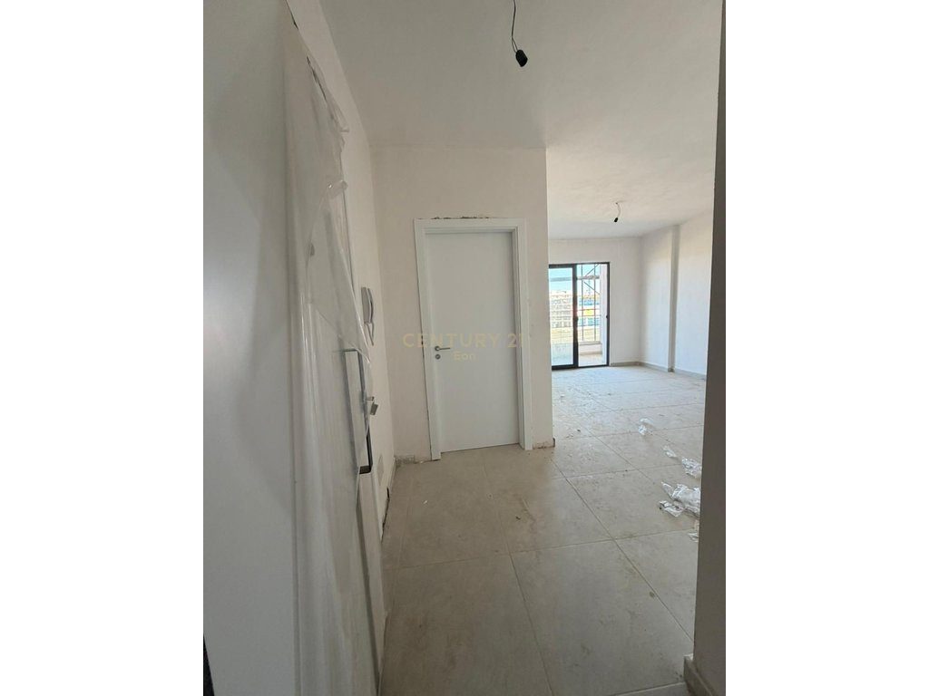 APARTAMENT 1+1PER SHITJE I NDARE NE 2 GARSONIERE, TEK REZIDENCA EON ,NE GOLEM! 2