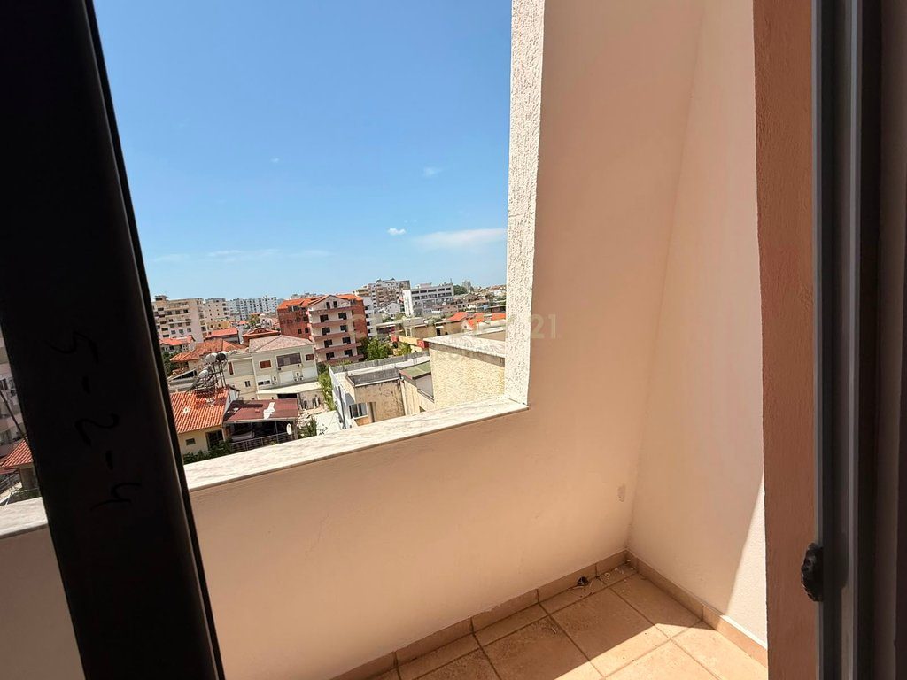 Apartament 2+1 Në Shitje në Plazh, Durrës ! 4