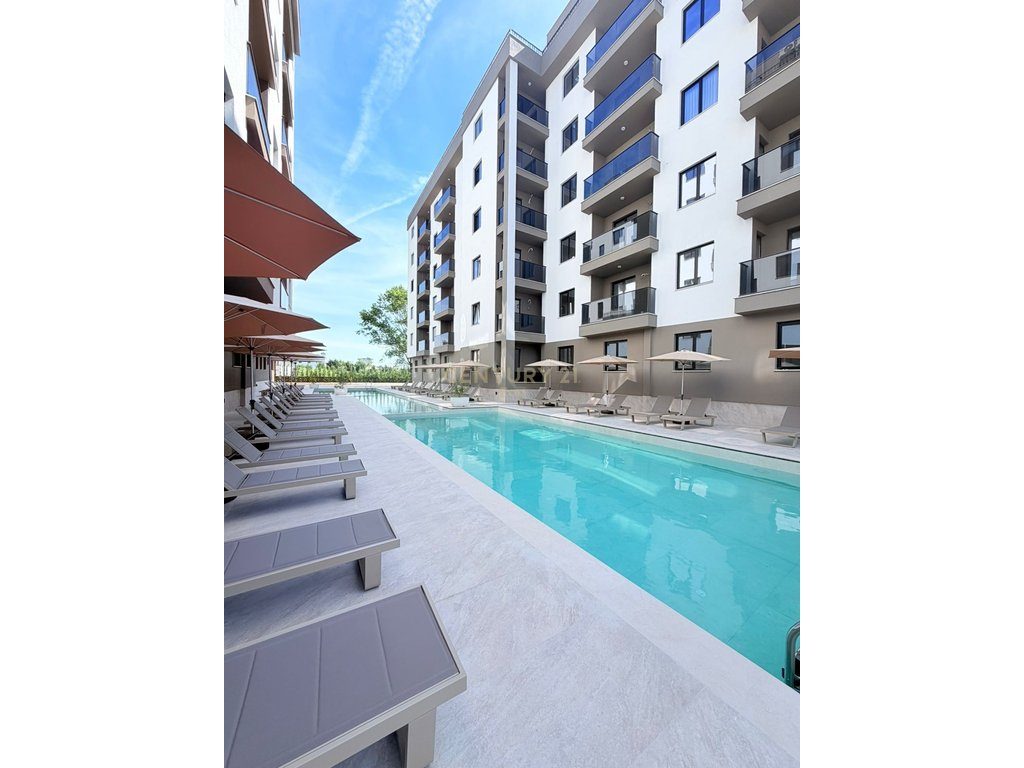Apartament 1+1 Për Shitje në Mali i Robit ! 2