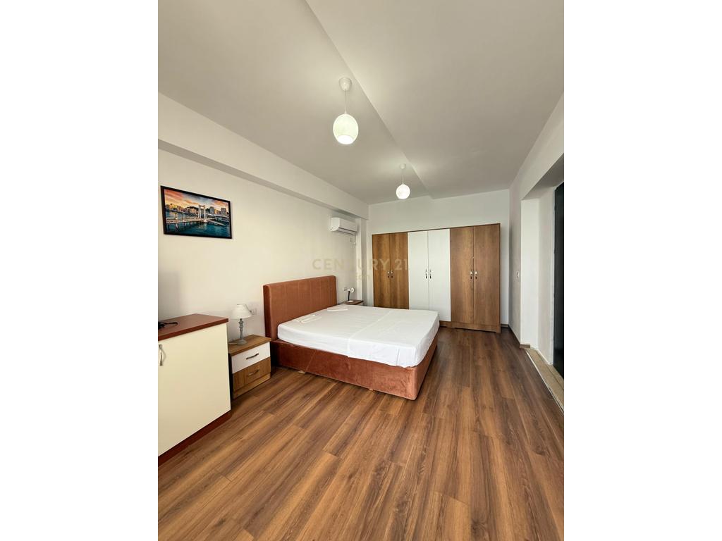 Apartament 2+1 Me Qira në Plazh, Durrës !!