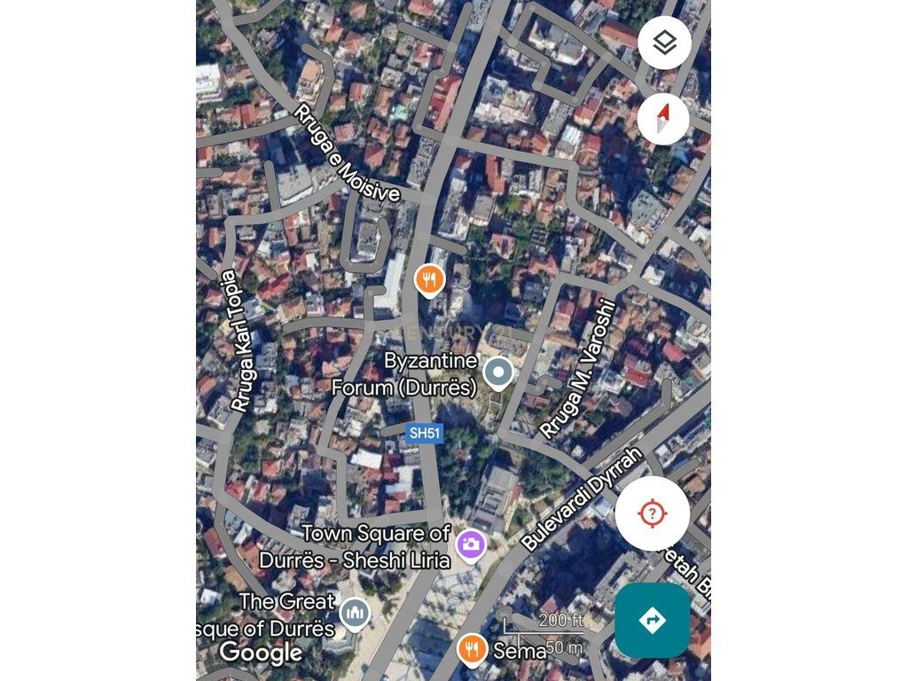 Tokë për Shitje me Njolle Ndërtimi në Qendër 1