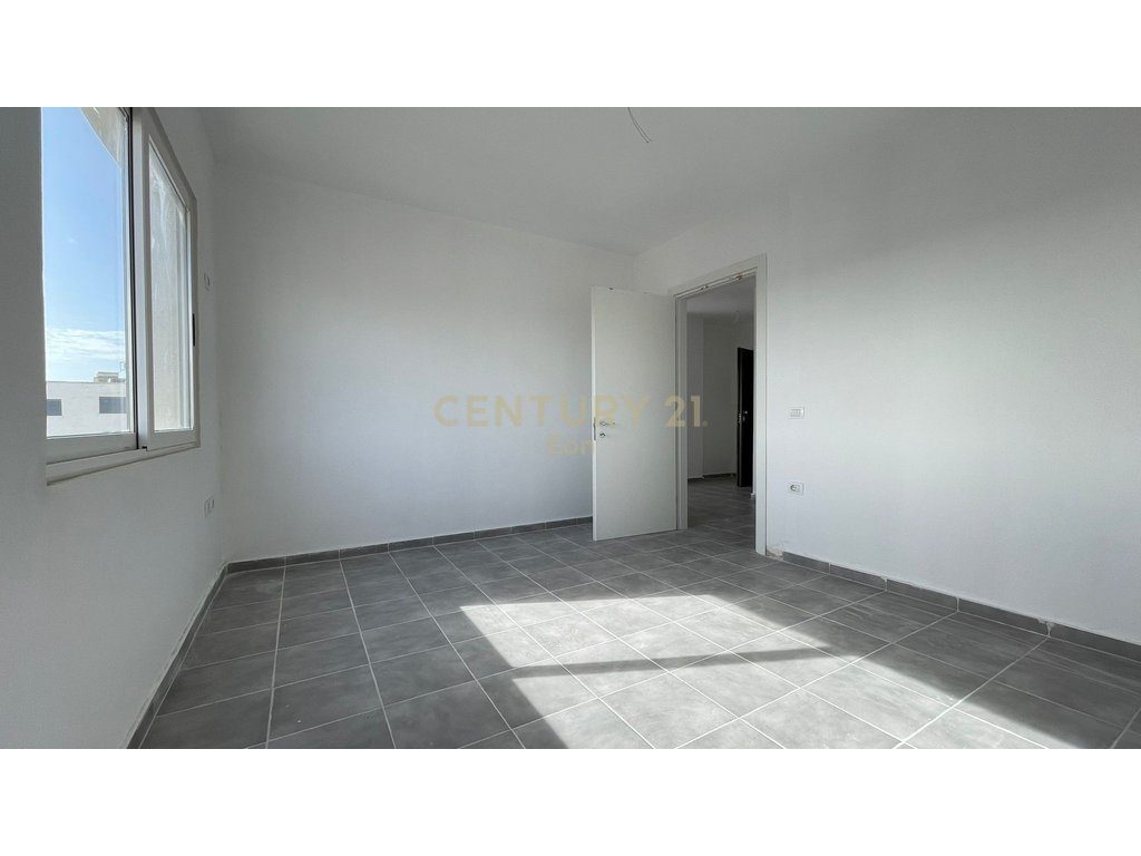 SHITET APARTAMENT 1+1 NE SHKOZET,DURRES !!! 3