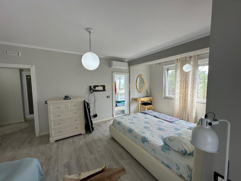 SHITET APARTAMENT VIJE E PARE ME DETIN 2+1+2 I MOBILUAR NE GOLEM, MALI ROBIT! 3