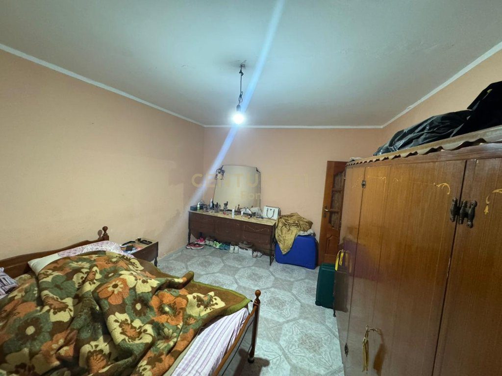 Apartament 2+1 Per Shitje Stadiumit, Durres ! 3