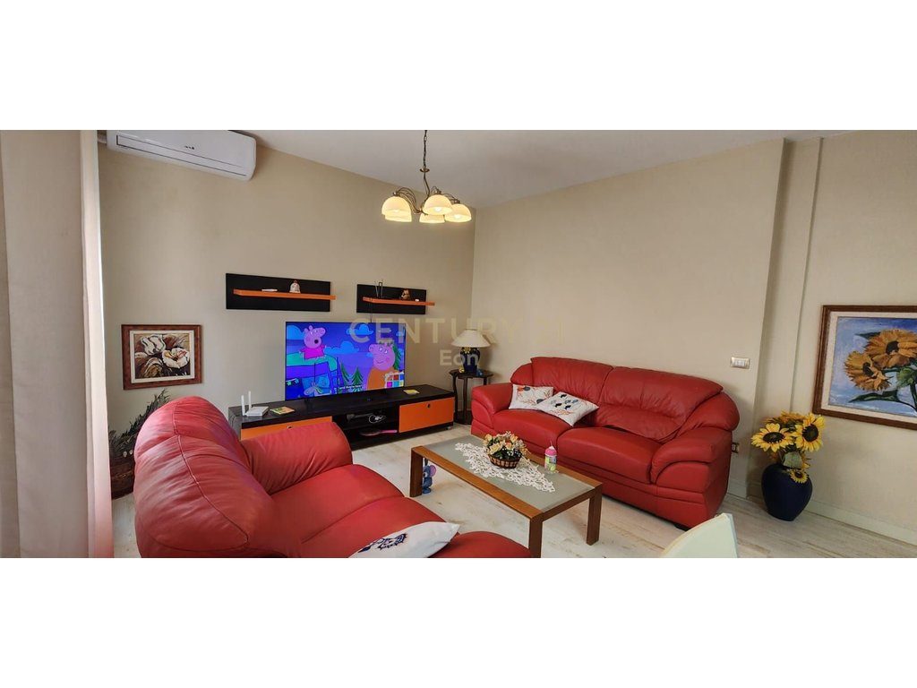 JEPET ME QERA APARTAMENT 2+1 VIJE E PARE ME DETIN, DURRES ! 2