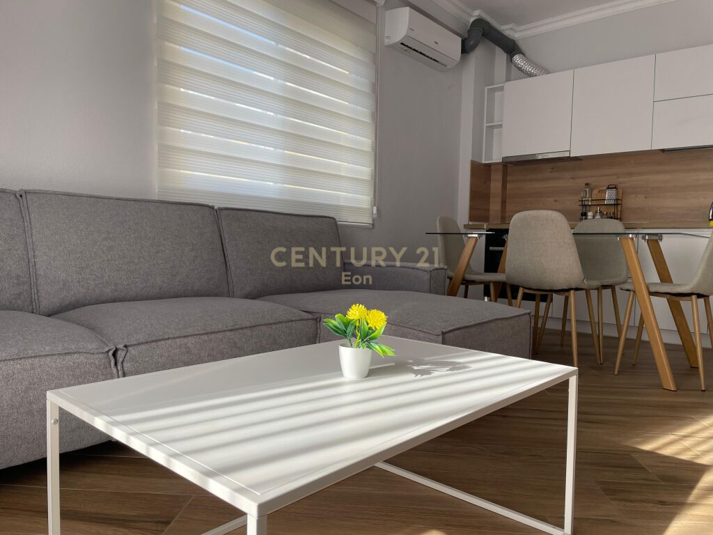 JEPET ME QIRA APARTAMENT 1+1 NË PLAZH, DURRËS! 2