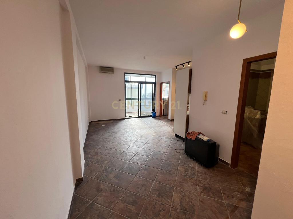 Apartament 1+1 në Shitje Me Pamje Deti në Plazh, Durrës !!!