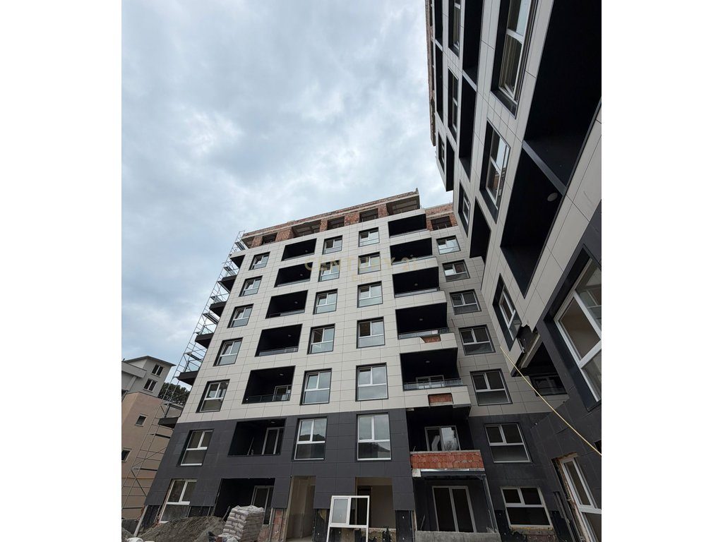 SHITET APARTAMENT 2+1 MONTEVIDEO RESIDENCE TE MALI ROBIT! 2