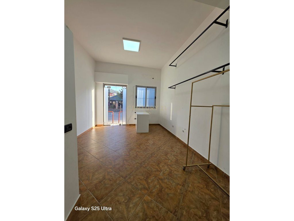 Ambjent biznesi me qira në Maminas, Durrës - 220€ | 25 m² 2