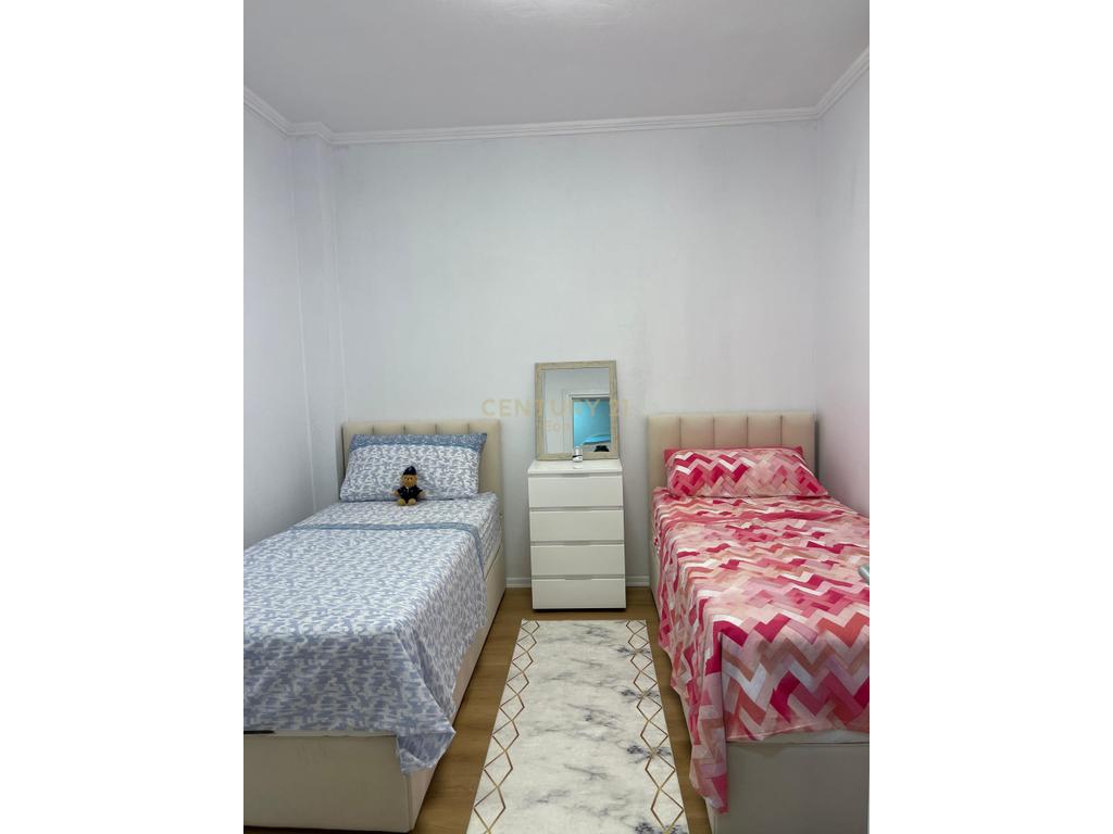 SHITET APARTAMENT 2+1 TEK SHKEMBI KAVAJES !