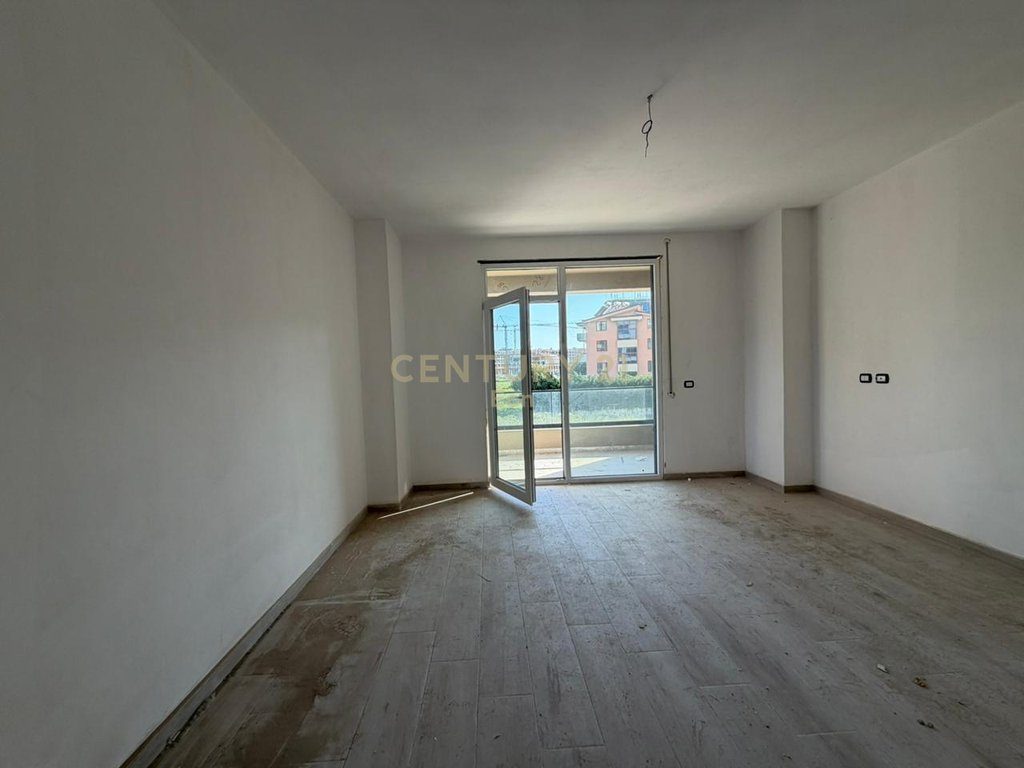 SHESIM GARSONIERE TEK LOREDIS RESIDENCE NE QERRET! 4