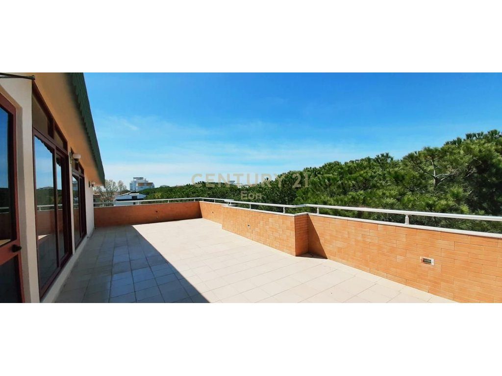 Apartament 2+1 Për Shitje në Golem, Durrës !!