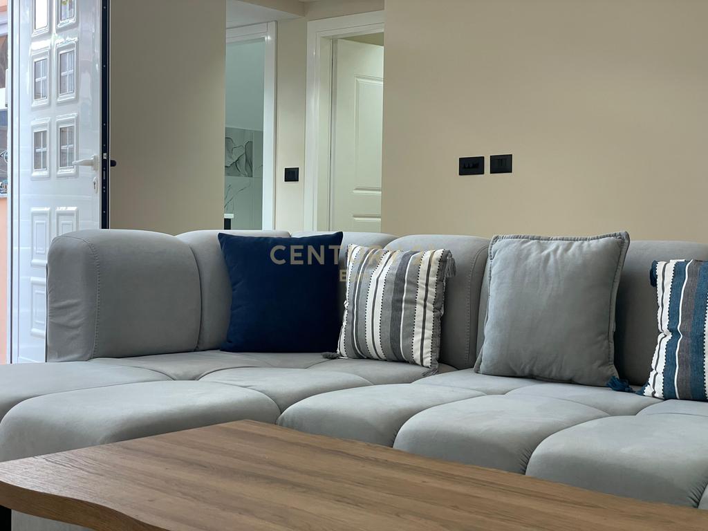 Apartament 2+1 me verandë, vetëm 100 metra nga deti – zona Plazh, Durrës! 4