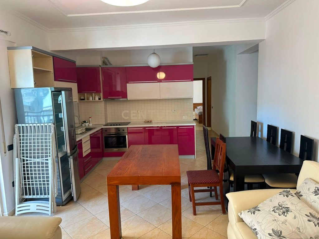 JEPET ME QIRA APARTAMENT 2+1 NE VIJE E PARE ME DETIN, SHKEMBI KAVAJES !