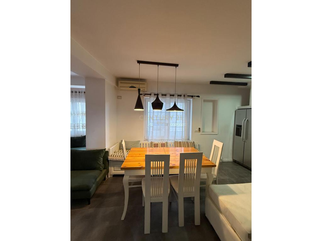 SHITET SUPER APARTAMENT NE DURRES ! 3